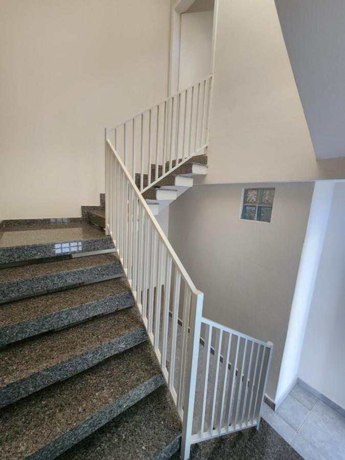 Ampla Casa Em Aparecida Holiday home *