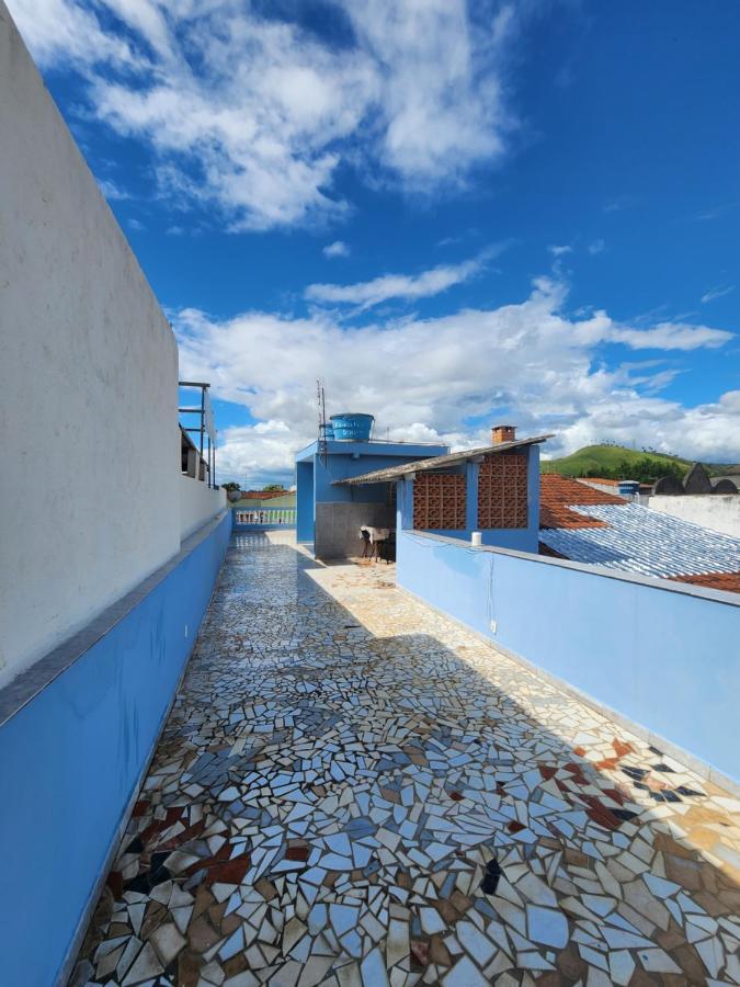 Ampla Casa Em Aparecida Casa de Férias *